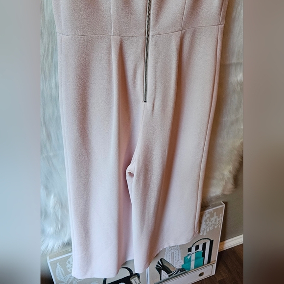 Karl Lagerfeld Paris *Rare* Pastel Pink Sleeveless Jumpsuit - Picture 6 of 9